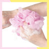 Imagen de Esponja De Baño Ducha The Body Shop Rosa Con Colgante